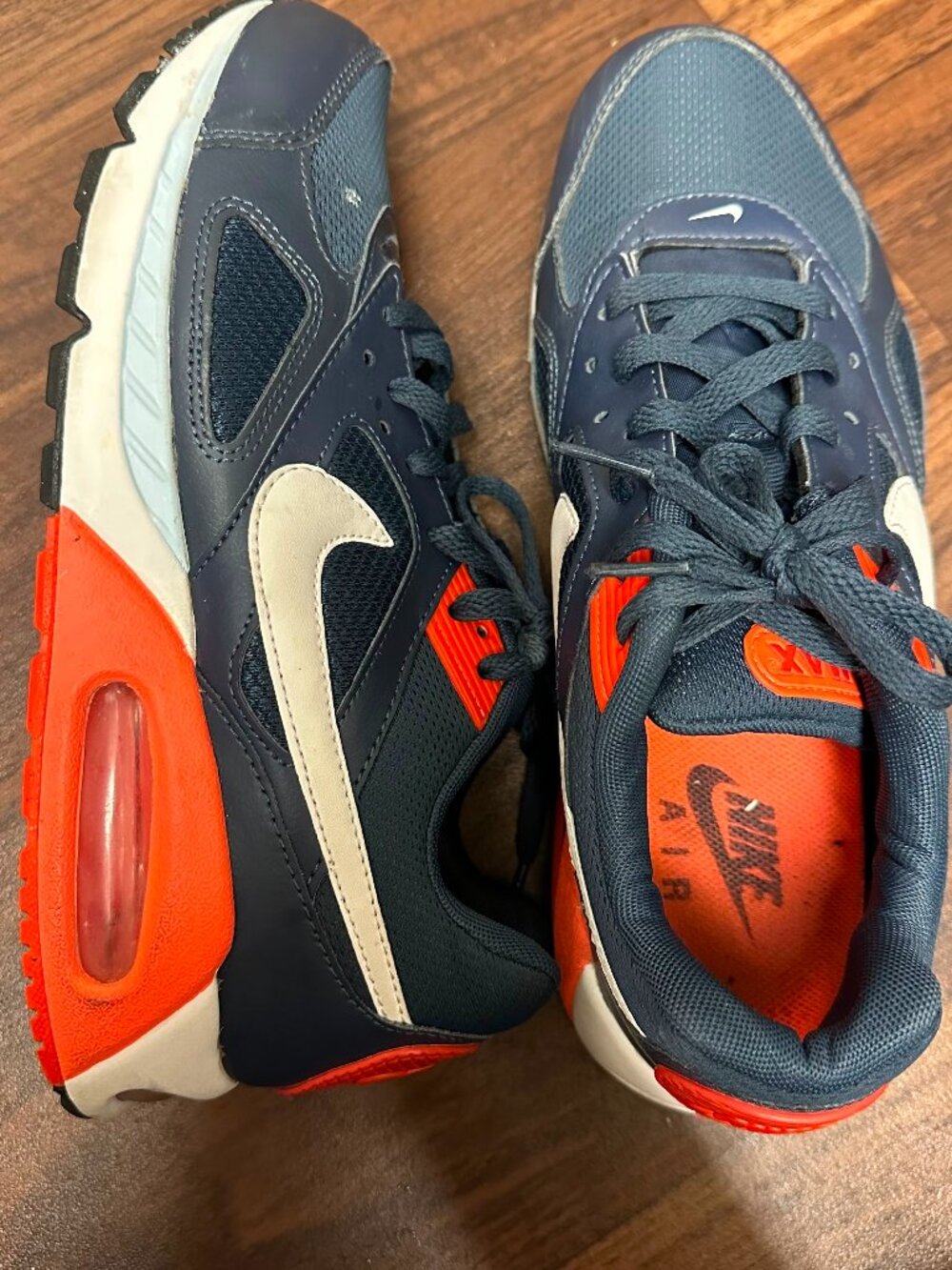 Nike Air Max IVO Blue Orange Sneakers Women’s 9.5
